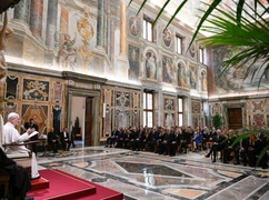 Leon XIV do dziennikarzy: media nie mogą być „tubą władzy”