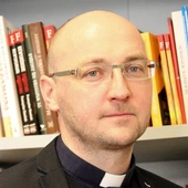Ks. Piotr Studnicki o artykule "Rz": dobrze, że dzięki Archiwum Kurii obraz działań Karola Wojtyły został wreszcie uzupełniony