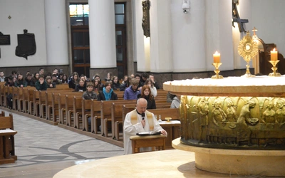 Katowice. Rekolekcje uczniów szkół średnich