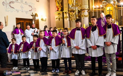 Nowi ministranci w parafii w Piątku