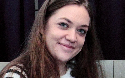   Julia, trenerka pracy.