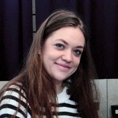   Julia, trenerka pracy.