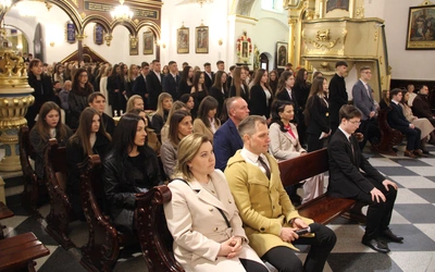 Bierzmowanie w Sanktuarium Matki Bożej w Zawadzie 2026