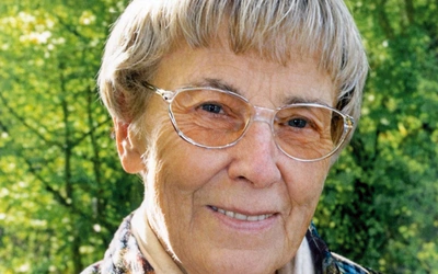 Mistyczka z 10. piętra. Życie Alicji Lenczewskiej to współczesna opowieść o córce marnotrawnej