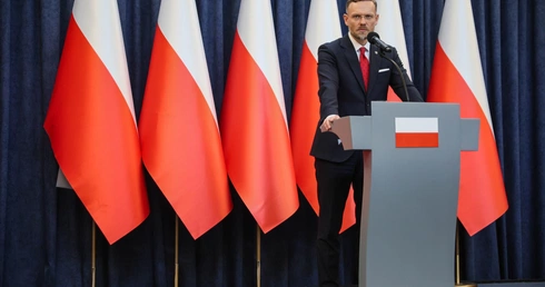 Sejm knebluje Kancelarię Prezydenta? Wg. nowego regulaminu tylko premier będzie mógł wystąpić w dowolnym momencie obrad