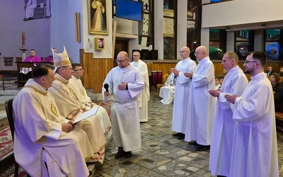 Czterech nowych kandydatów do diakonatu stałego