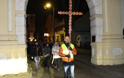 Nocna Droga Krzyżowa z Sulechowa do Świebodzina