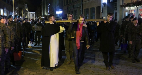Akademicka Droga Krzyżowa przeszła przez centrum Wrocławia