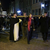Akademicka Droga Krzyżowa przeszła przez centrum Wrocławia