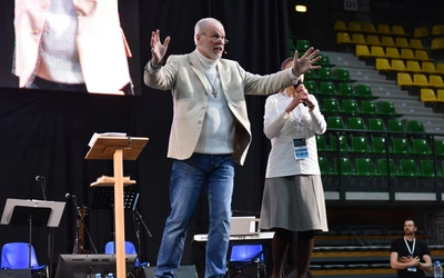 Tysiąc uczestników Szkoły Proroczej wypełniło halę sportową w Zielonej Górze