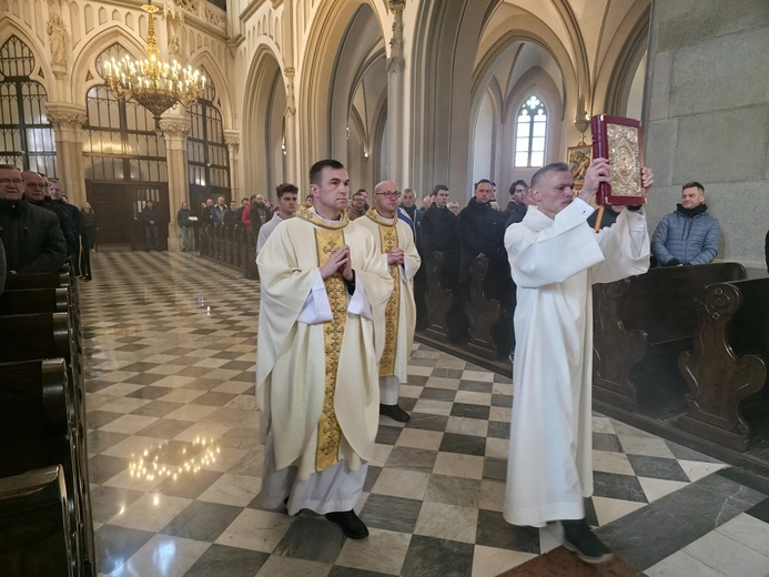 Faceci, wiara, św. Józef