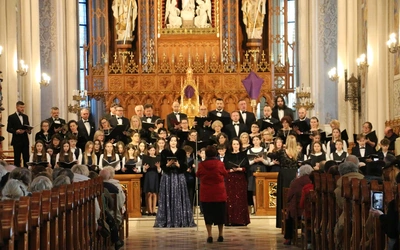 Koncert pasyjny w katedrze radomskiej