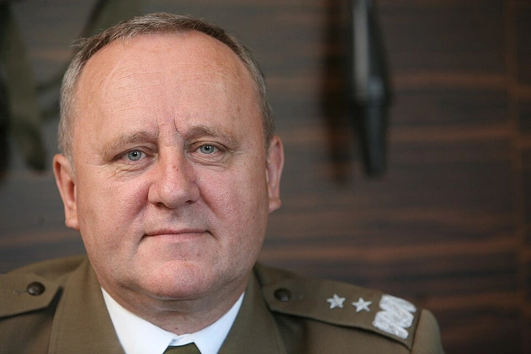„Wojna może potrwać tygodnie… ale może też potrwać lata” – gen. Bogusław Pacek o konflikcie na Bliskim Wschodzie