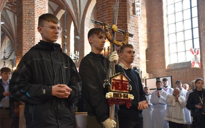 Lekcja odwagi spod znaku krzyża