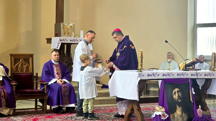 Eucharystii przewodniczył bp Wojciech Osial. 