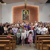 Grupa otwarta jest na każdego, kto doświadcza cierpienia związanego z chorobą, bólem, trudnościami życia swojego lub swoich bliskich. 