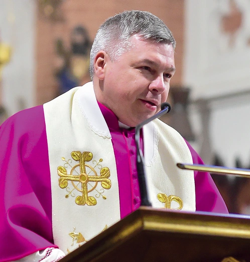 Homilię wygłosił  ks. kan. Wojsław Czupryński. 
