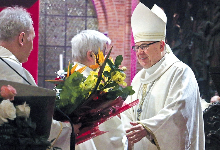 Kościół wrocławski świętował dekadę od sakry biskupa pomocniczego.