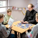 Gra planszowa to świetna okazja do integracji na zbiórkach ministrantów,  ale nie tylko. Można też zagrać  w domu albo ze znajomymi