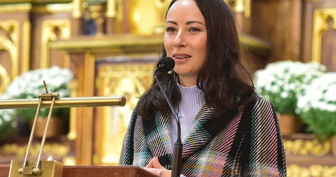 Chcę z koleżanką je przeczytać