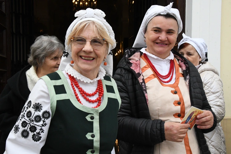 350 lat kultu Maryi w Powsinie