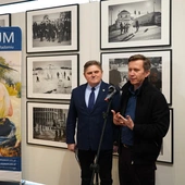 Wernisaż wystawy "Współczesna Warszawa na »starej« fotografii"