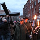 Katowice. W piątek Droga Krzyżowa ulicami miasta