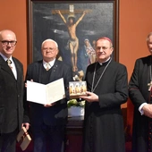 Dar jedności z Ziemi Świętej