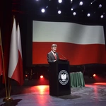 Od oporu do niepodległości