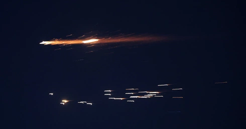 To nie zimne ognie... Ta wojkna to fakt