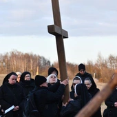 Wędrówka za krzyżem Kalwarią Rokitniańską trwa już ćwierć wieku