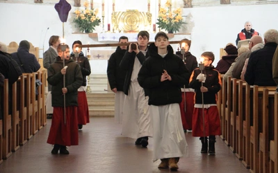 Z kamieniem w ręce. Droga Krzyżowa na Piaskach Nowych