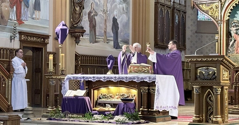 Bp Szkudło do samorządowców: Widziałem już wielu, którzy sięgali po władzę. Przetrwali w historii jedynie ci, którzy zrozumieli, że sięgają jednocześnie po służbę