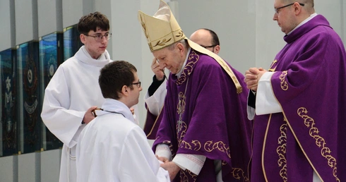 Błogosławieństwo nadzwyczajnych szafarzy Komunii Świętej 2026