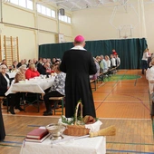 Zrobić komuś święta