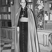 Abp Fulton J. Sheen,
