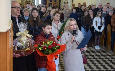 Poświęcenie ołtarzy bocznych w Radoszycach