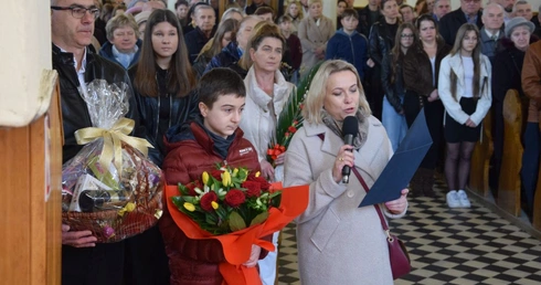 Poświęcenie ołtarzy bocznych w Radoszycach