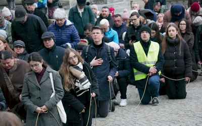 Za uzależnionych modlą się co roku na Starym Mieście w Lublinie. 