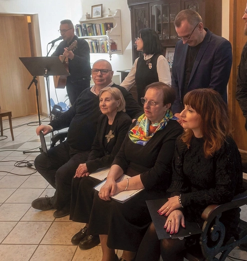 Wydarzenie przygotowała dorosła grupa Alchemii Teatralnej. 