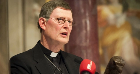 Liturgia Słowa zamiast Mszy? To nie jest katolickie