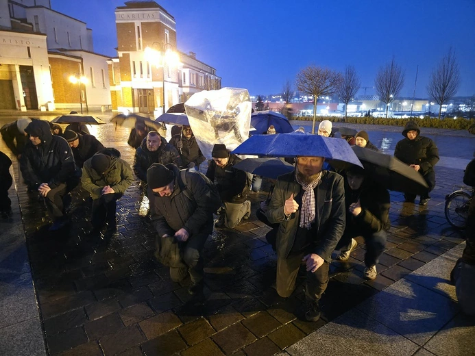 Męska Droga Krzyżowa 
