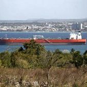 Rosyjski tankowiec  Anatolij Kołodkin w porcie w Matanzas