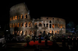 Droga Krzyżowa w Koloseum: rozważania o cierpieniu i nadziei dla każdego