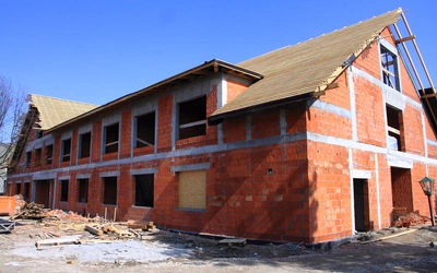 W Zatorze trwa budowa ZOL prowadzonego przez Caritas Archidiecezji Krakowskiej