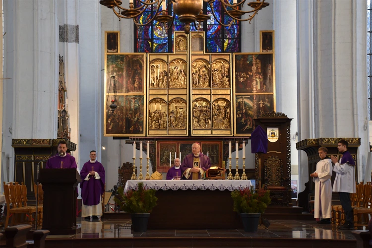 Zakończenie pielgrzymowania do wielkopostnych kościołów stacyjnych