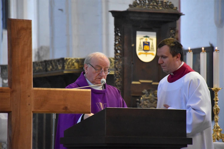 Zakończenie pielgrzymowania do wielkopostnych kościołów stacyjnych