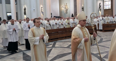 Wielki Czwartek. Msza Krzyżma Świętego