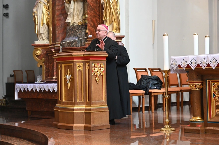 Pielgrzymka LSO do katedry opolskiej