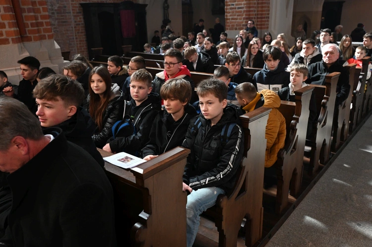 Pielgrzymka LSO do katedry opolskiej